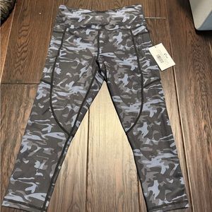 Zyia Pocket Light n Tight